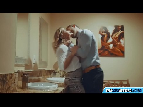 ❤️ Thaum ib tug busty blonde ntxias koj nyob rau hauv ib tug pej xeem chav dej ❤️❌ porn ntawm porn hmn.pornochaturbate.ru ib